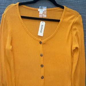 GARAGE mid-cropped long sleeve